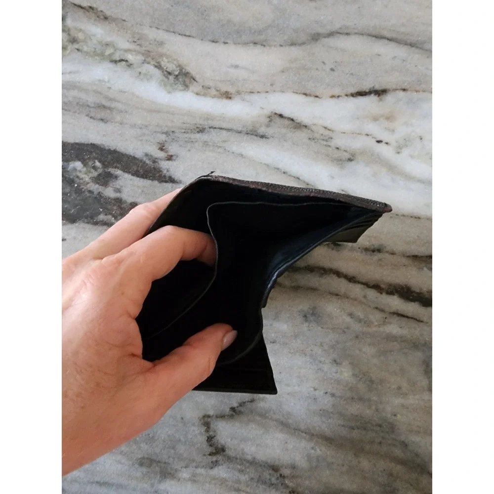 Mizuho Mens Black Genuine Stingray Skin Trifold Wallet White Pearl Eye Exotic